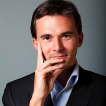 EMBA alumnus Christophe Viarnaud 